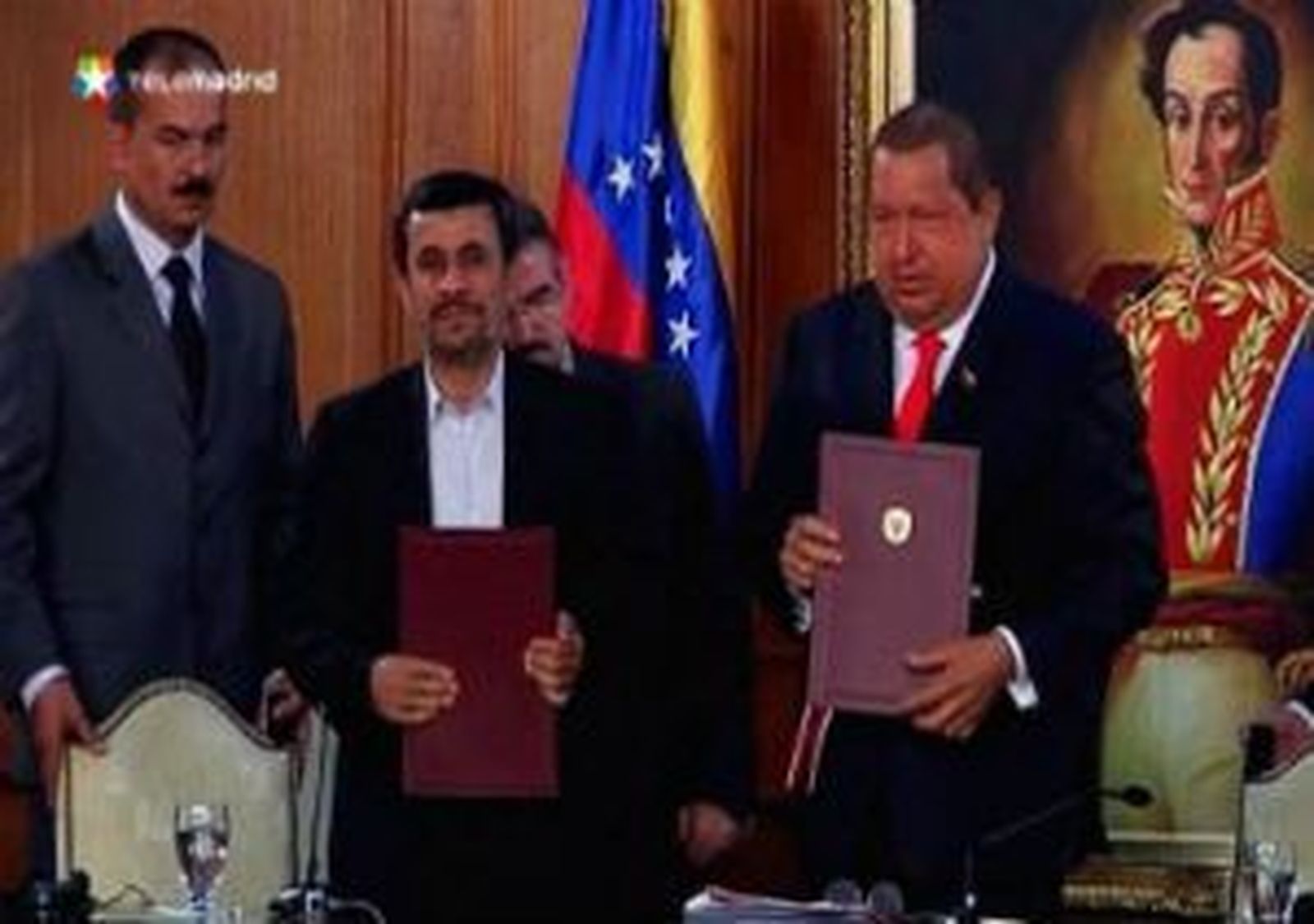 Chávez se inspiró en la dictadura castrista para tejer sus "alianzas bolivarianas"