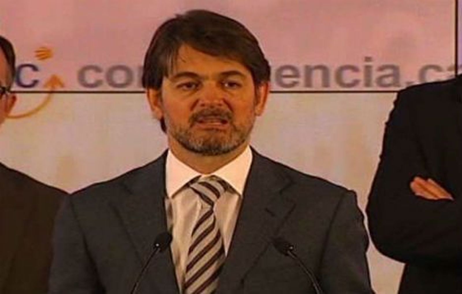 Oriol Pujol abandona sus cargos en CiU al ser imputado por tráfico de influencias