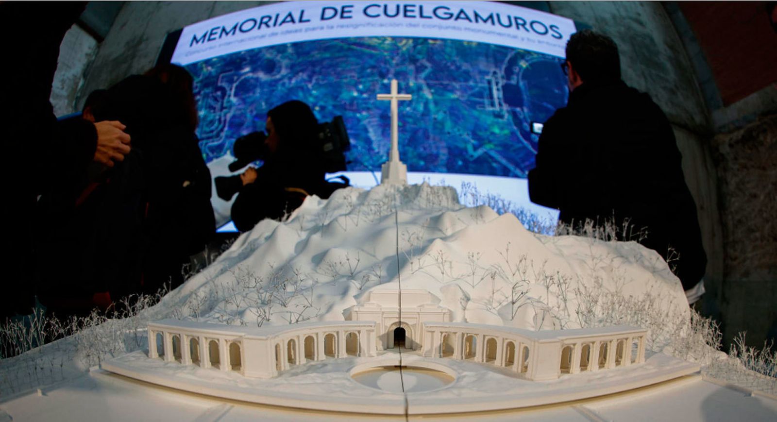 Maqueta del proyecto ganador para "resignificar" Cuelgamuros