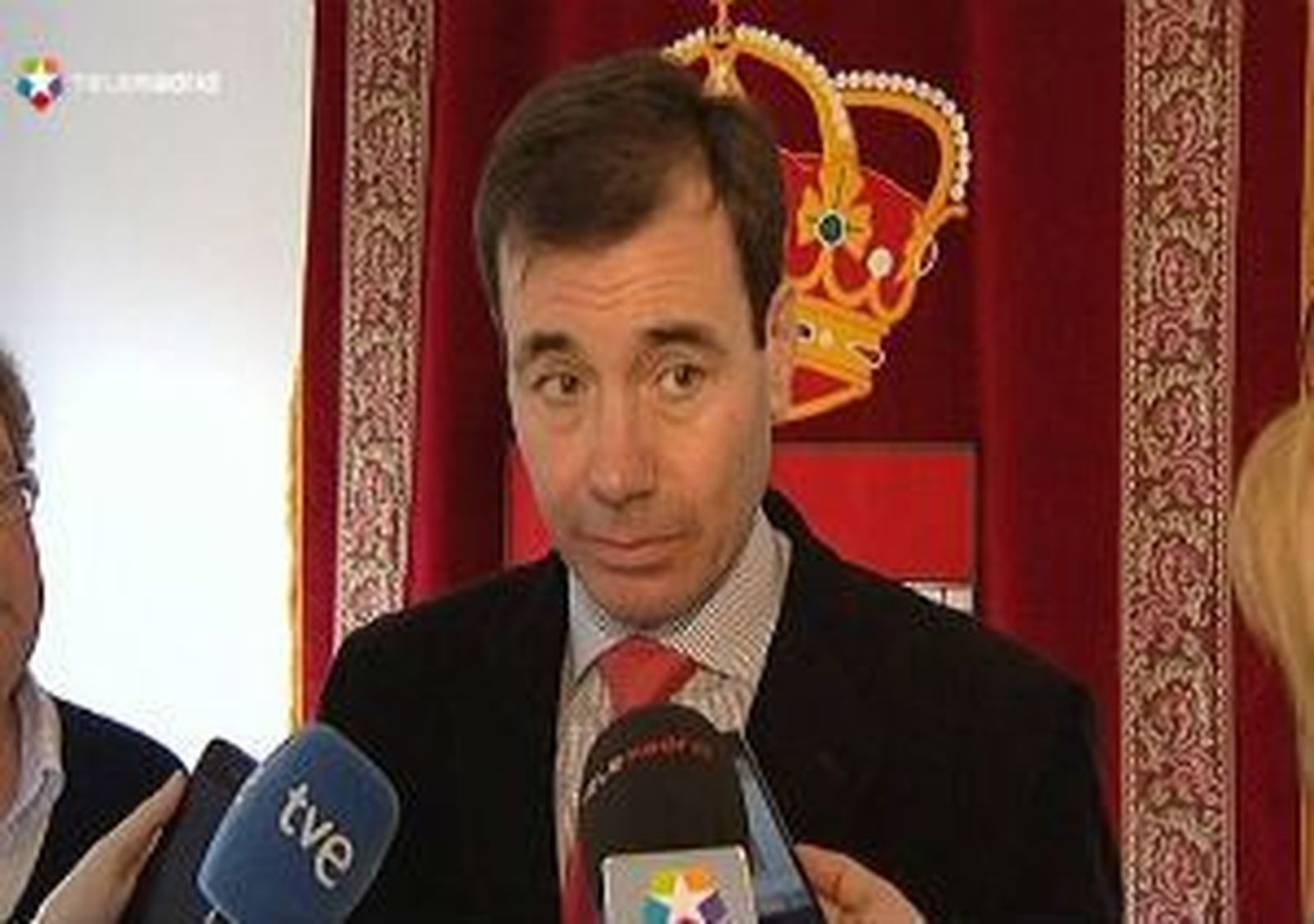 Gómez elude hablar de los casos de corrupción del PSOE de Getafe