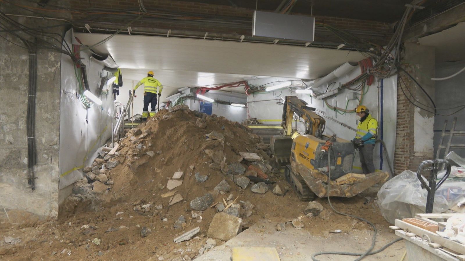Más del 60% de las obras de accesibilidad y modernización de la estación de Metro de Ventas ya están completadas