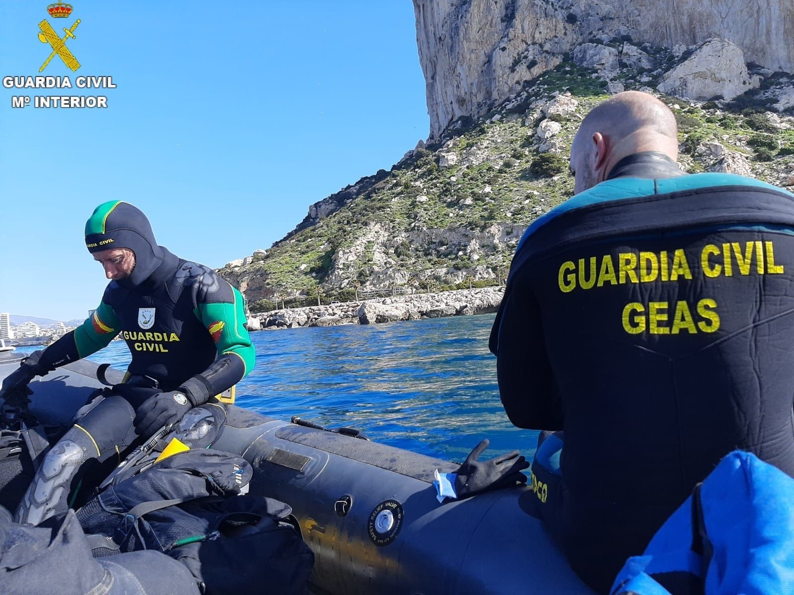 Rescate del menor desaparecido en la playa de Canet d'en Berenguer