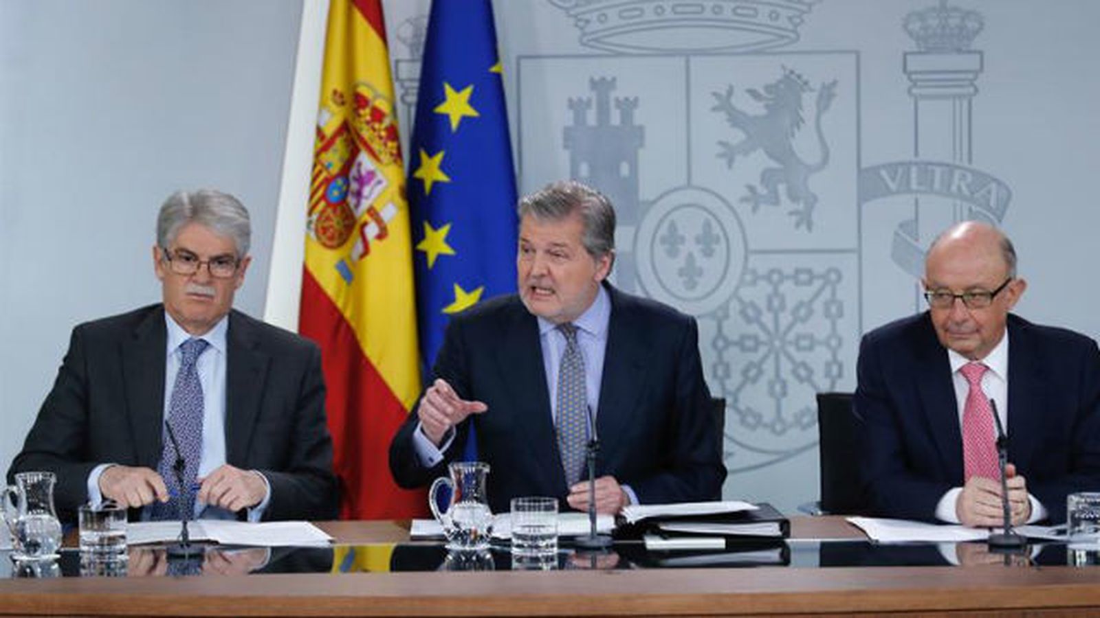 Íñigo Méndez de Vigo, Cristóbal Montoro y Alfonso Dastis