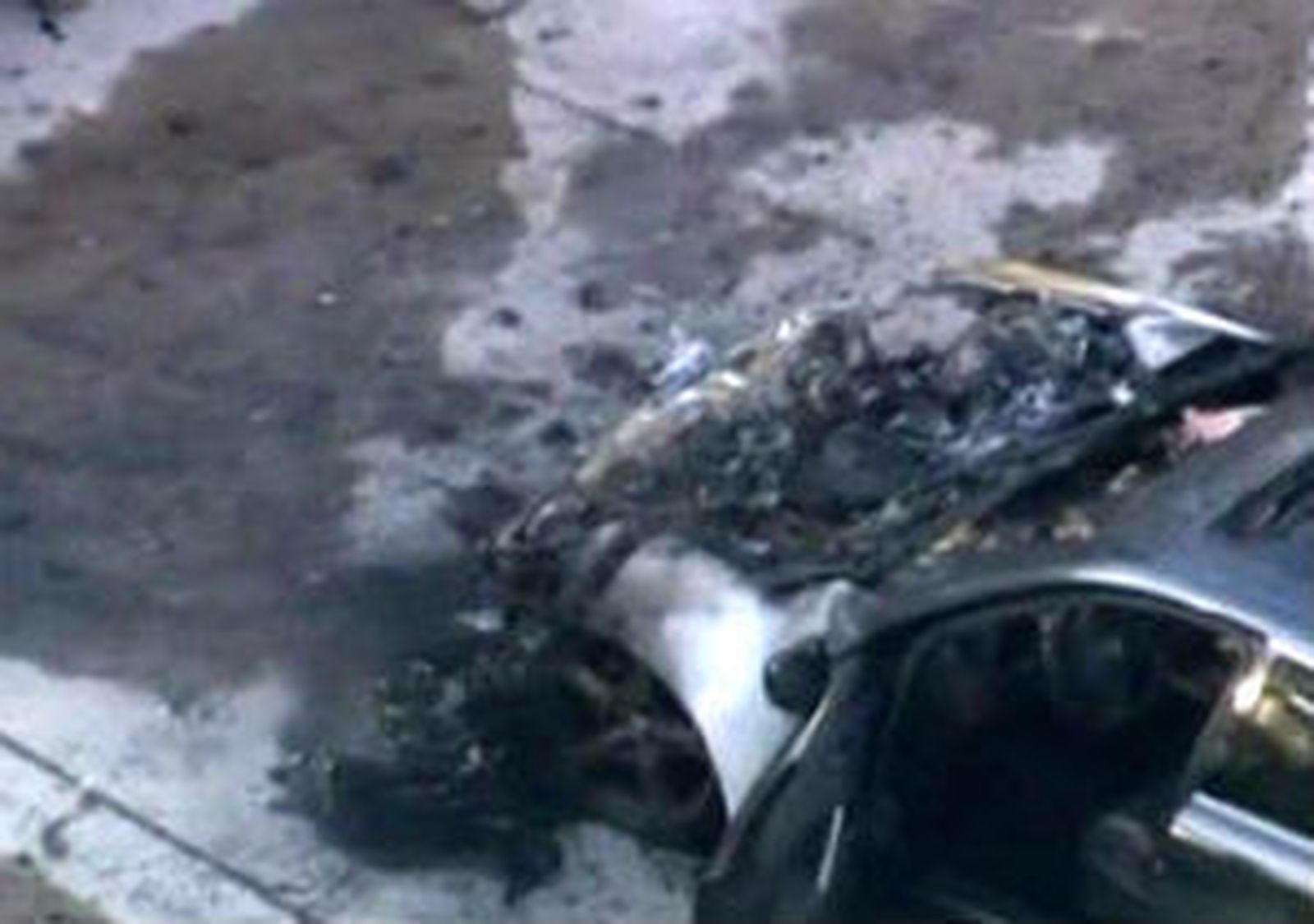 Coches incendiados en Los Angeles