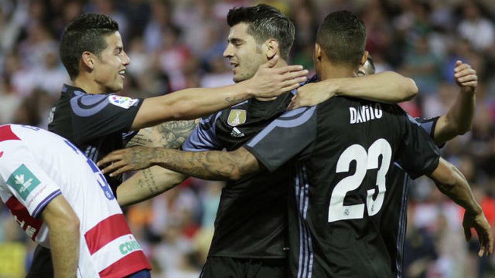 James Rodríguez, Morata y Danilo ante el Granada