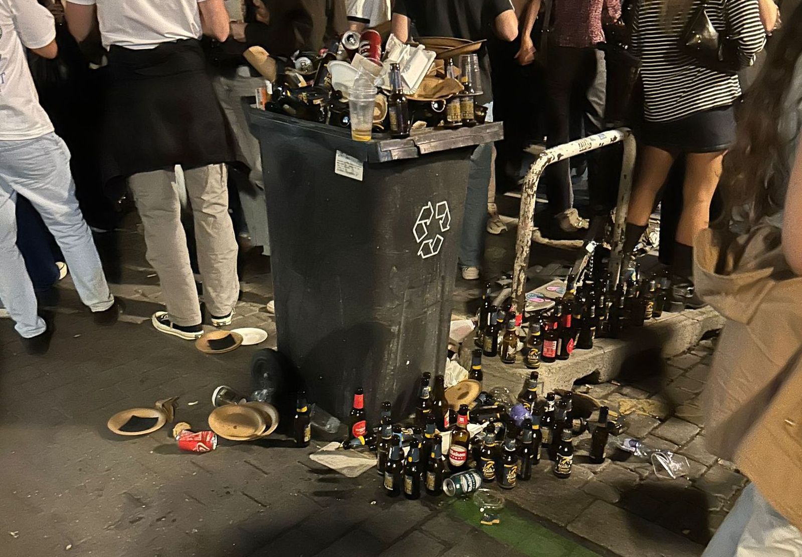 Movilización vecinal contra el ruido y la suciedad en Lavapiés