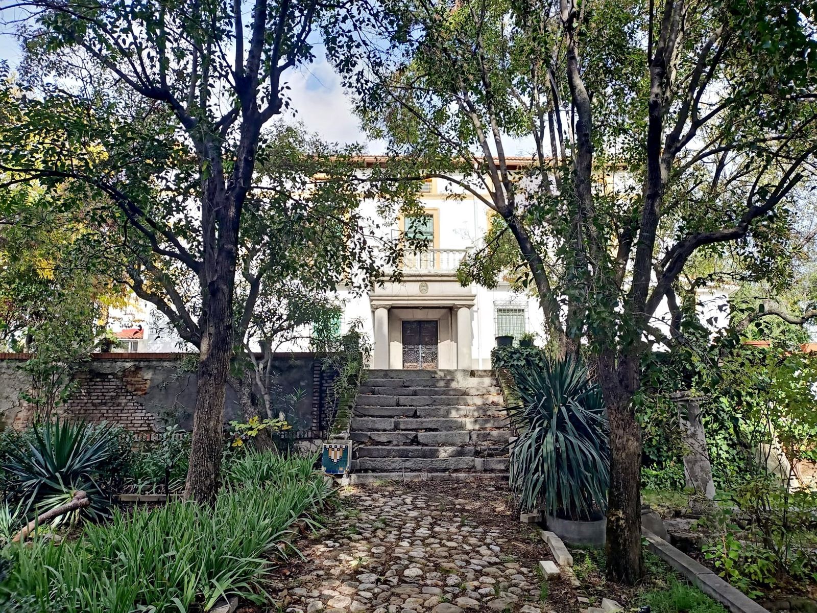 Palacete de la Huerta de Mena o Finca de los Almendros, en Hortaleza