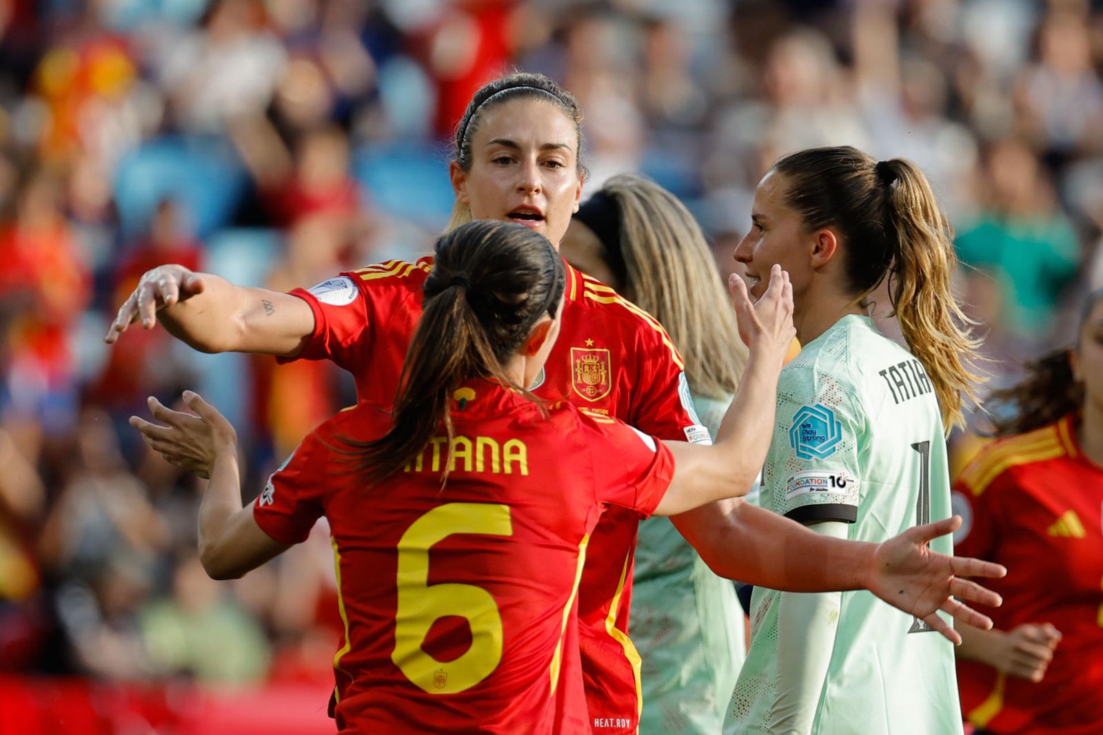 Alexia Putellas y Aitana Bonmatí