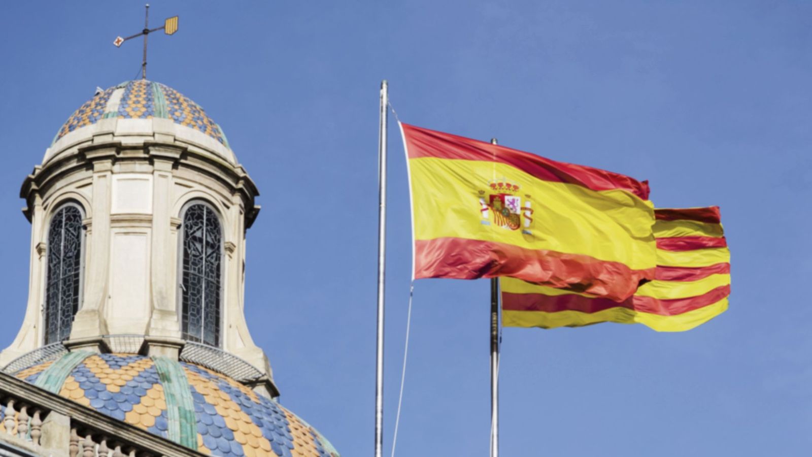 Pedro Sánchez pide política y "empatía" para Cataluña