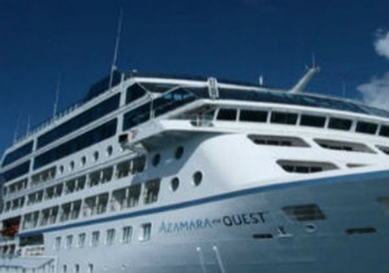 Crucero a la deriva en Filipinas