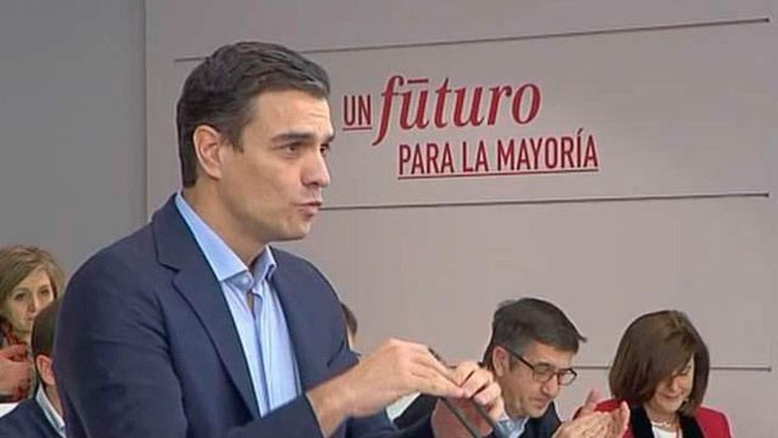 Sánchez avisa a Podemos de que no negociará si no renuncia al referéndum