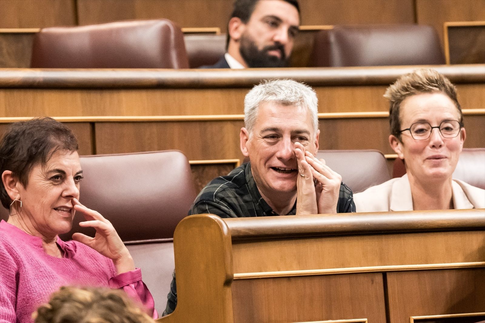Mertxe Aizpurua Y Oskar Matute (EH Bildu)  durante un pleno en el Congreso de los Diputados