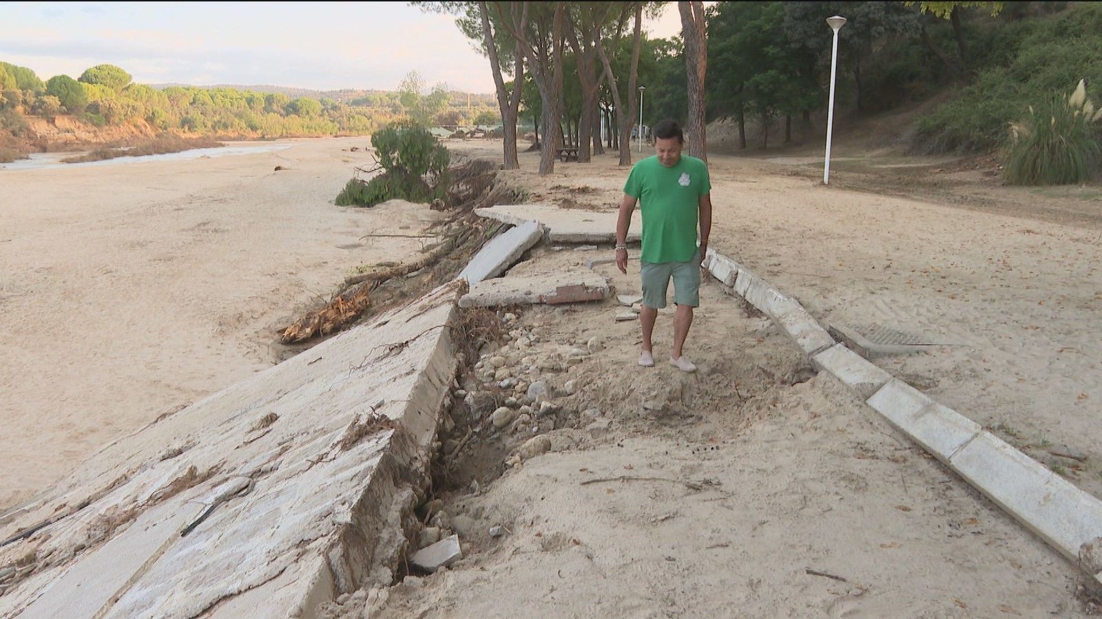 Aldea del Fresno trata de volver a la normalidad una semana después de la DANA