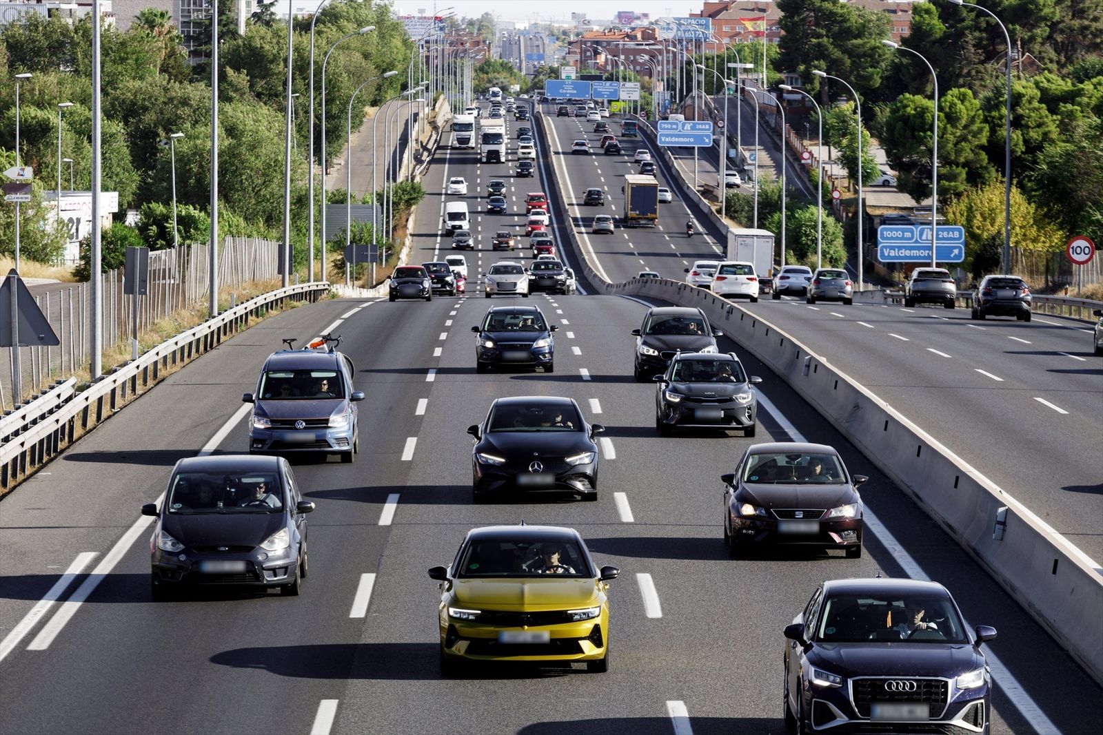 Vehículos en la carretera A-4