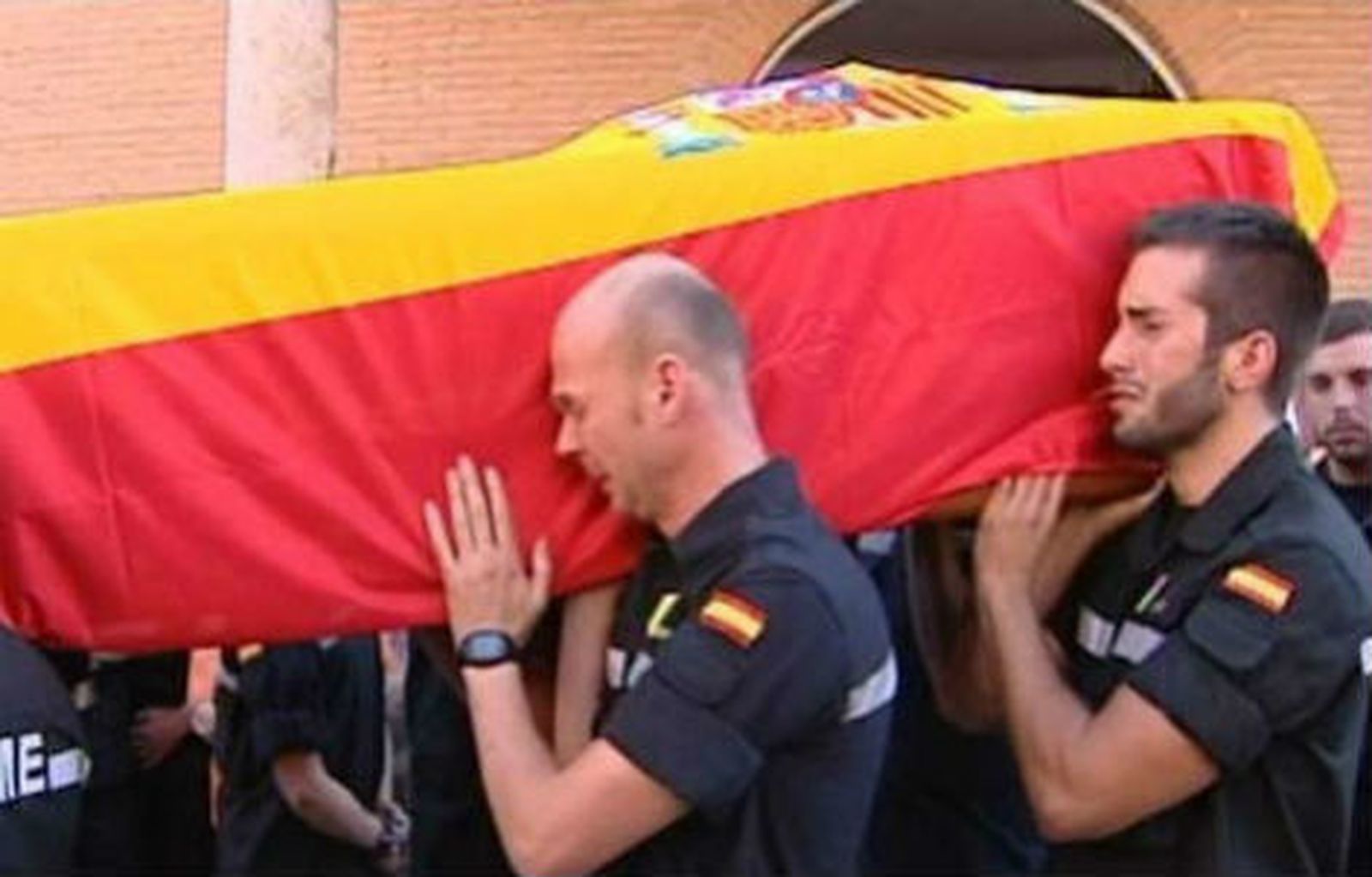 Enterrado en Toledo el militar fallecido en el incendio de Cáceres