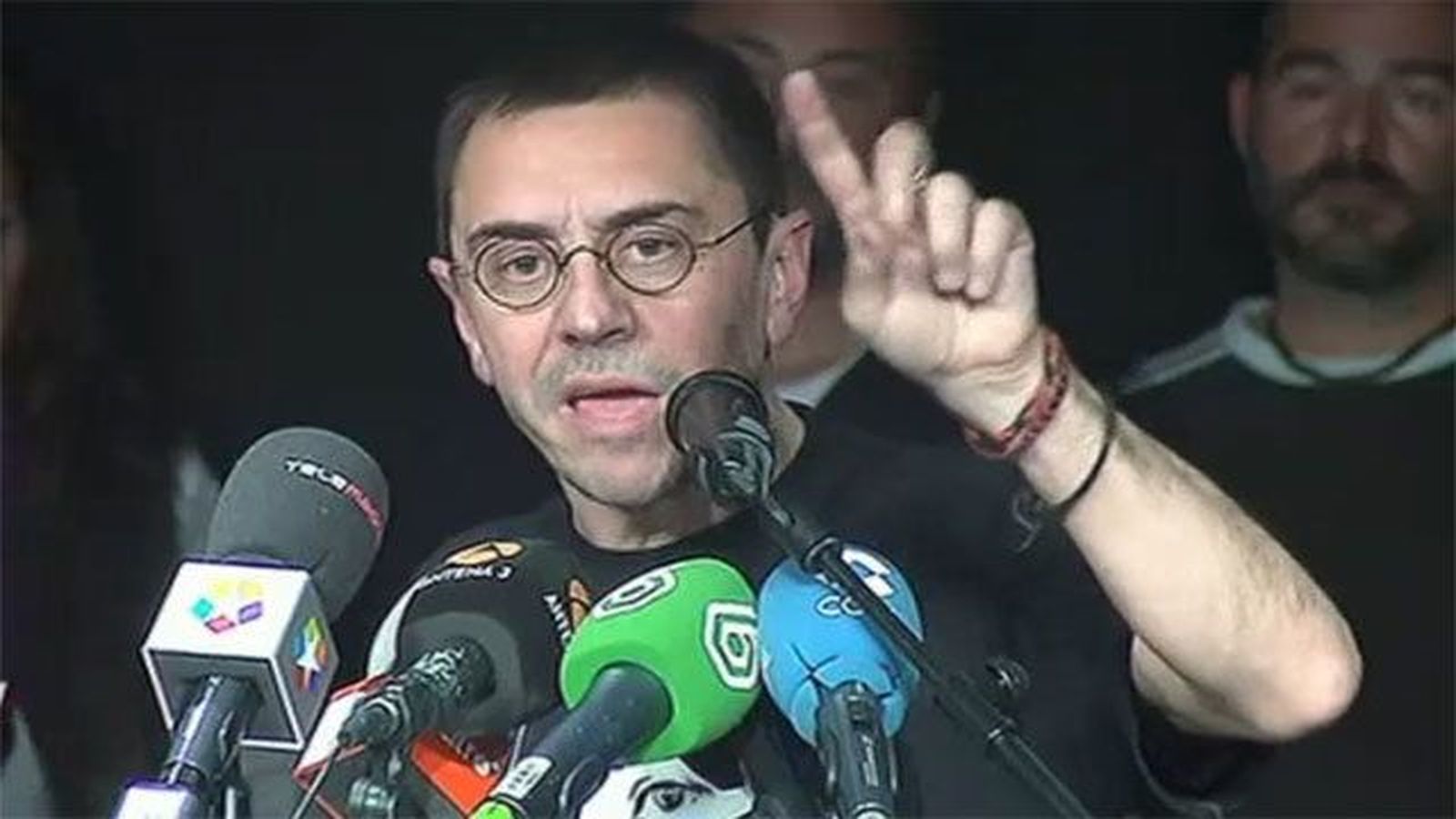 Monedero no le tiene miedo a Montoro y dice tener todas sus cuentas "muy en regla"