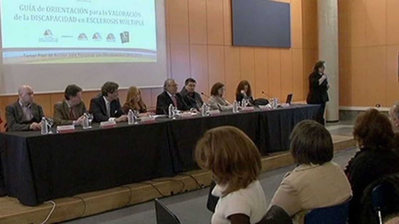 La Comunidad edita una guía para profesionales de la esclerosis múltiple