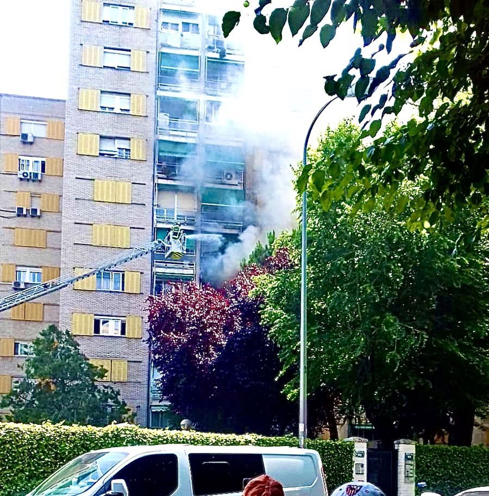 Incendio en una vivienda de la calle Maqueda