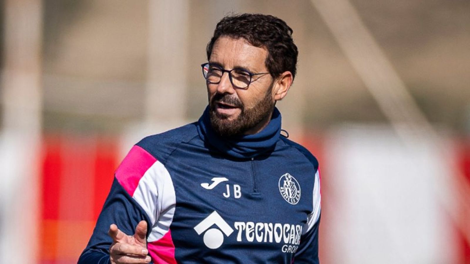 Bordalás: "¿Por qué no ilusionarnos más allá de la salvación?"