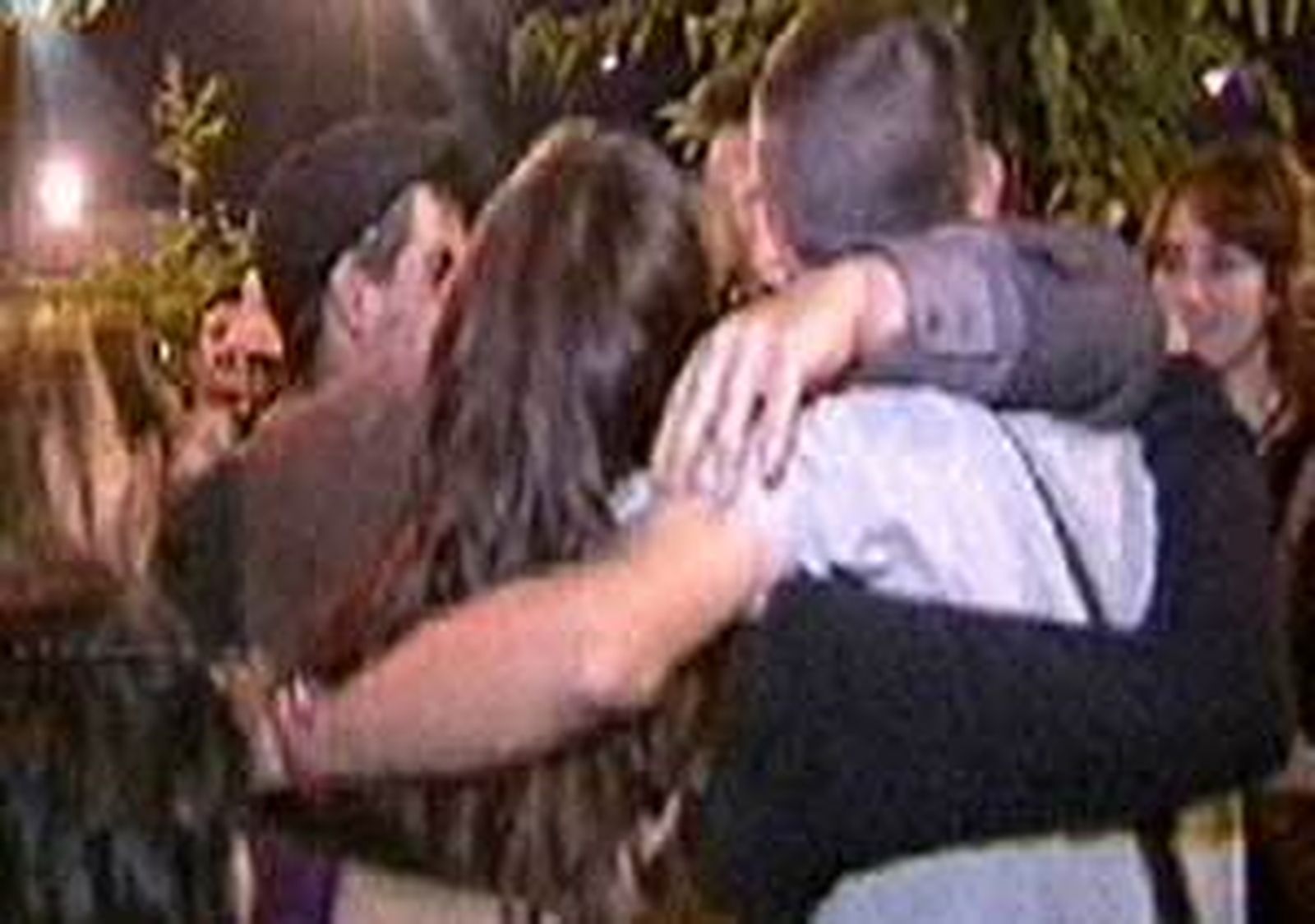 El juez pone en libertad con cargos a los cinco detenidos  en las inmediaciones de Las Cortes en Valencia