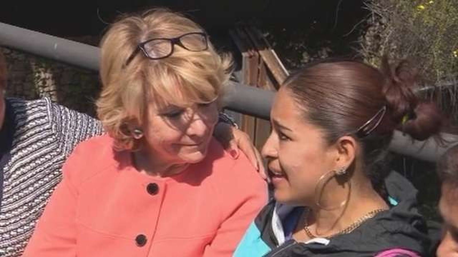 Aguirre, en la Vaguada: "El PP está en recuperar la confianza de los electores"