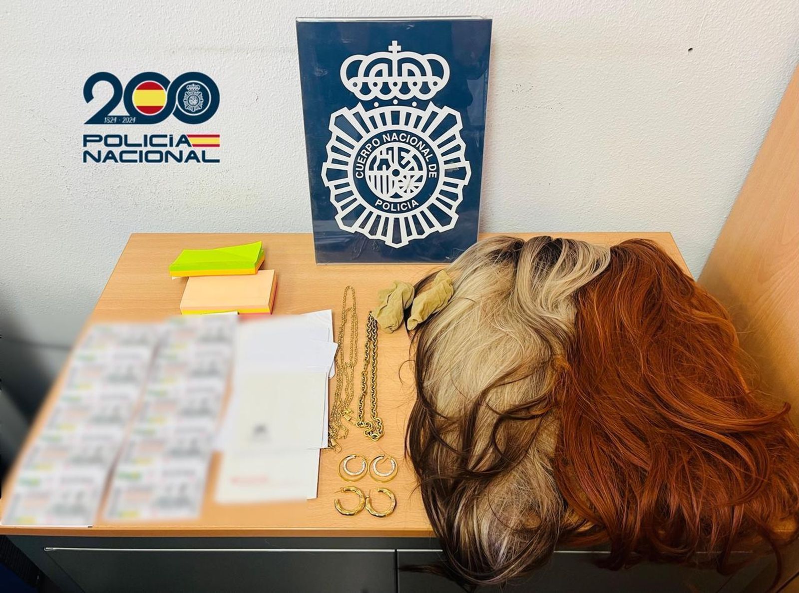 Detenidos cuatro miembros de una banda del timo del 'tocomocho'