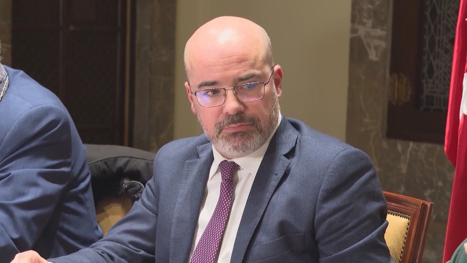 El juez Peinado imputa al delegado del Gobierno en Madrid por la contratación de la asesora de Gómez