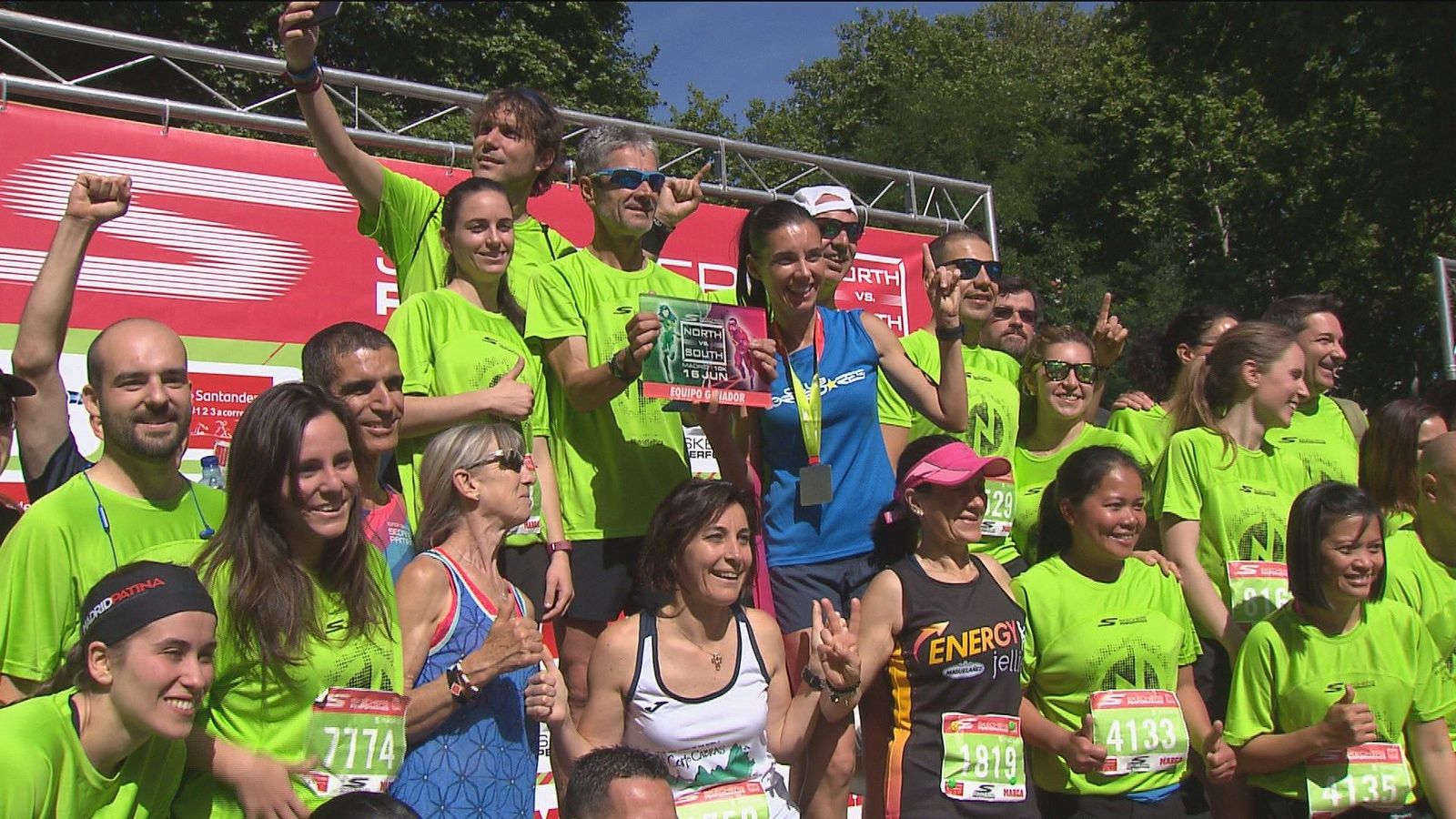 Un total de 9000 corredores participan en la carrera Norte-Sur de Madrid