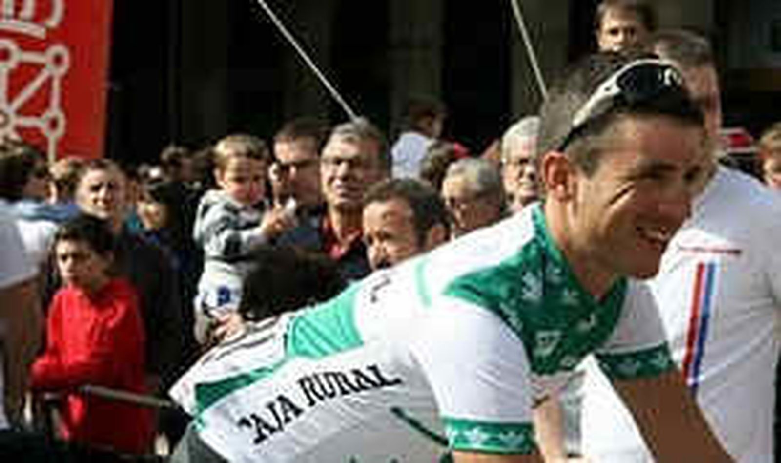 Moreno (Caja Rural) gana etapa reina en Alto del Acebo y se coloca líder