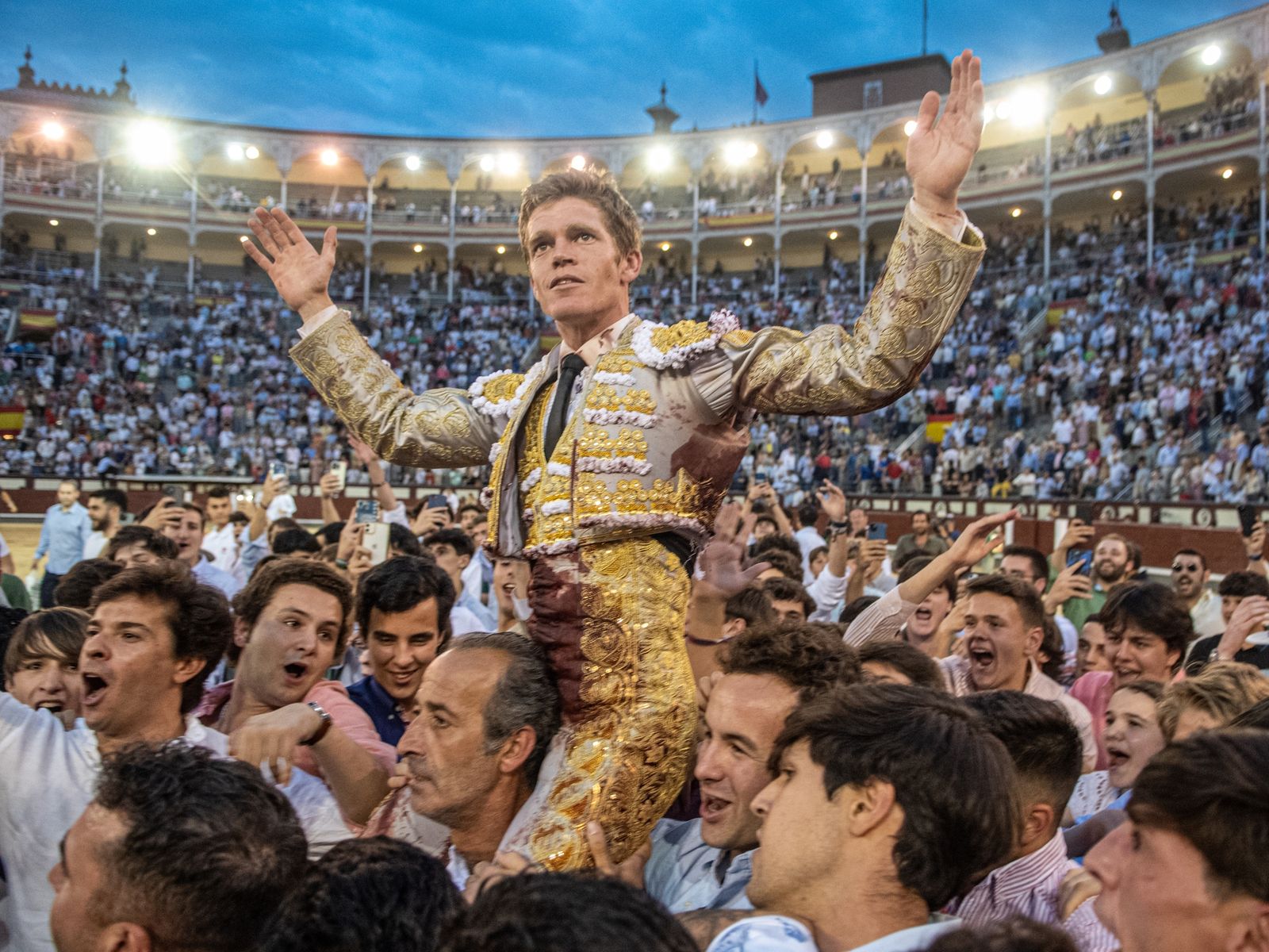 Borja Jiménez abrió la Puerta Grande de Las Ventas
