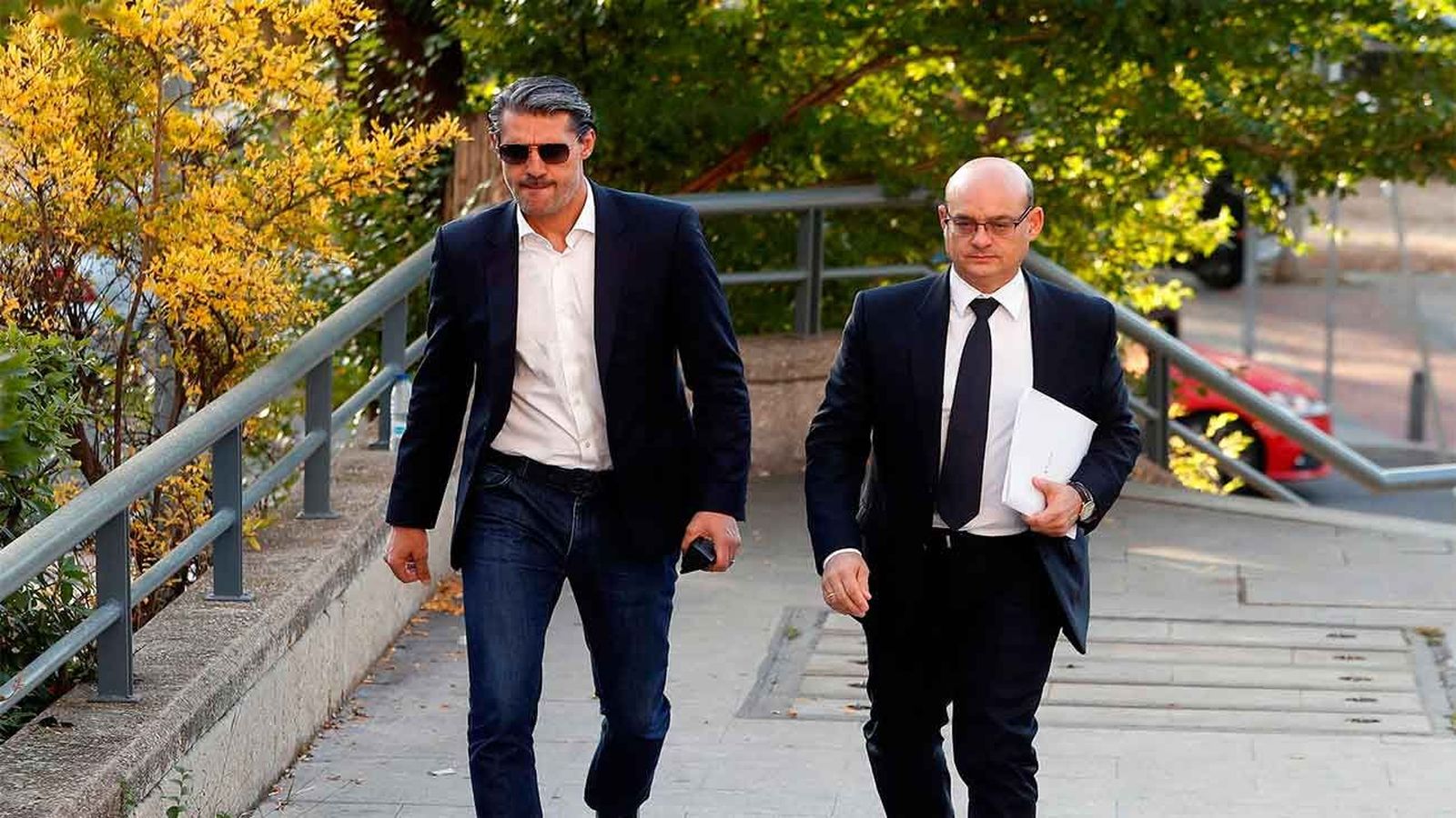 El ex futbolista Pérez Caminero pagará 20.000 euros y evitará la prisión por blanqueo de capitales
