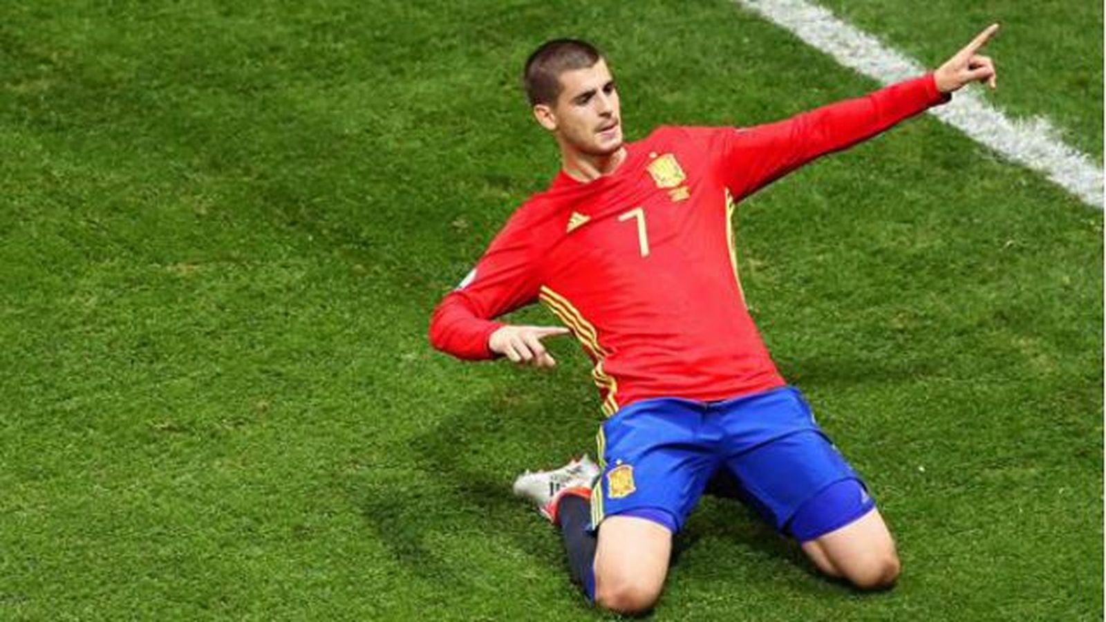 3-0. España enseña a Europa como se juega al fútbol