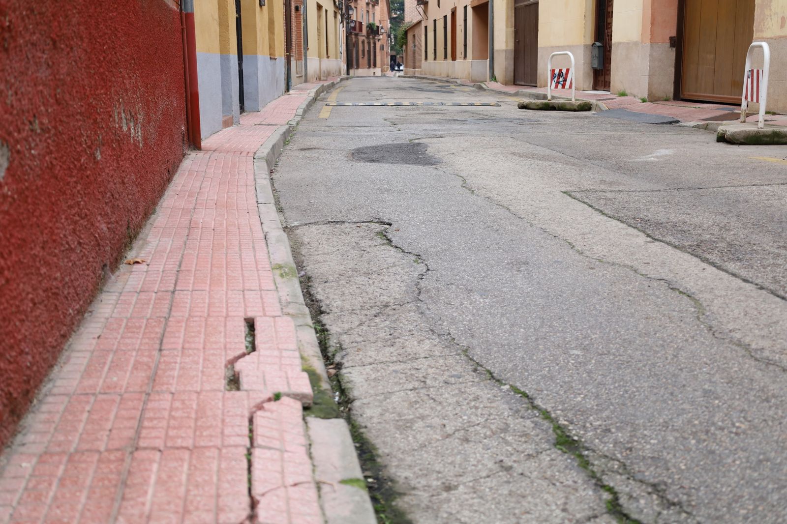 Estado de la  calle Cardenal Tenorio de Alcalá de Henares