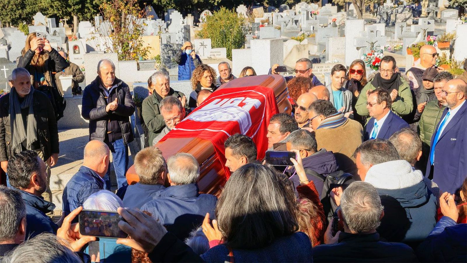 Nicolás Redondo, enterrado en el cementerio civil de Madrid