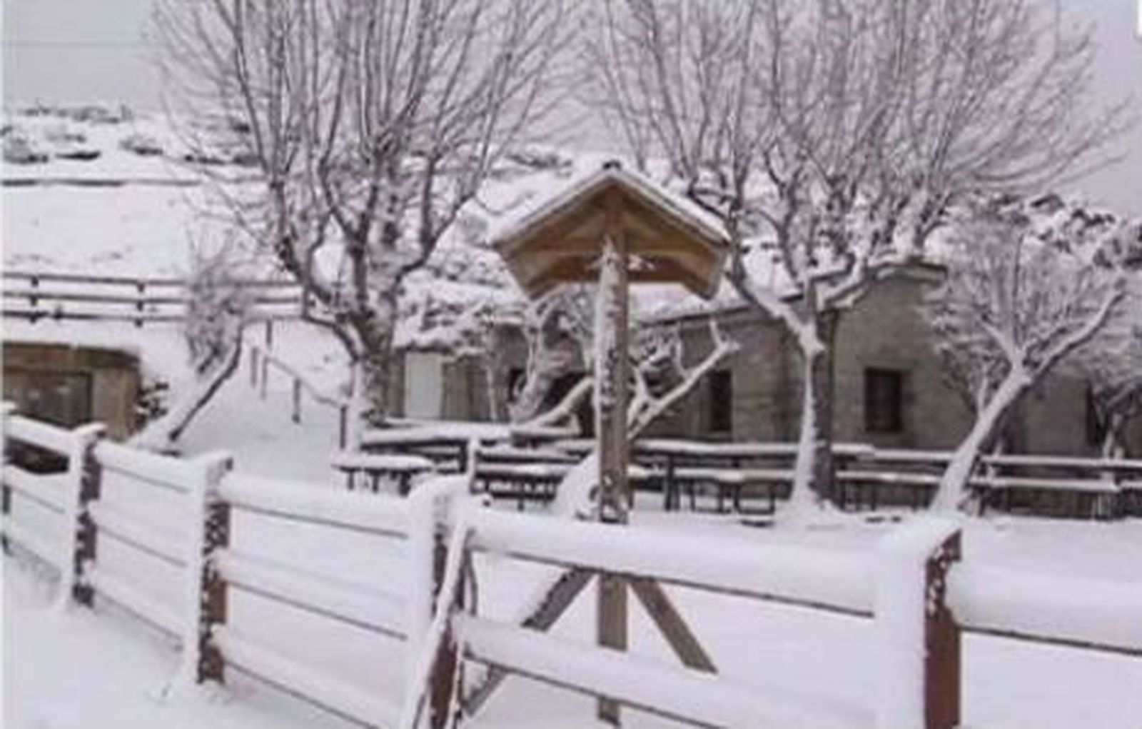 Madrid en alerta por nevadas y vientos de hasta 85 kilómetros por hora en la sierra