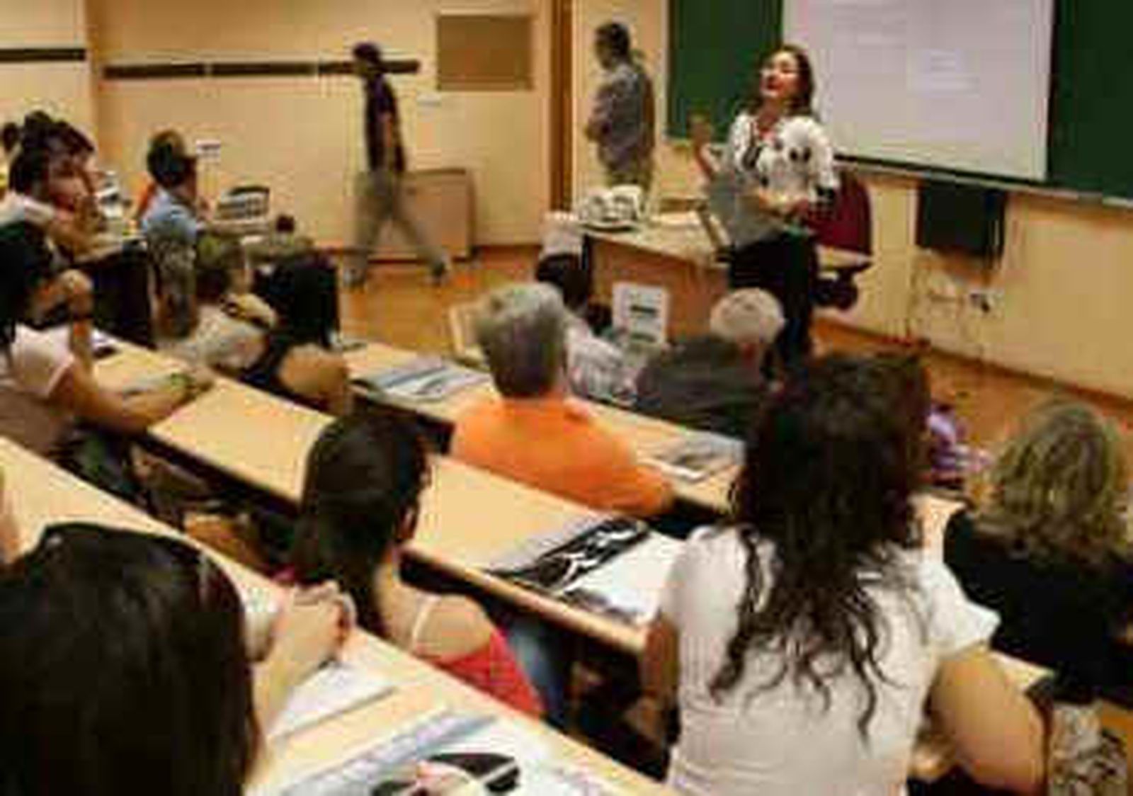 Las comunidades autónomas de Madrid, Cataluña y Andalucía, entre las autonomías con mayor oferta de másteres oficiales y con 14