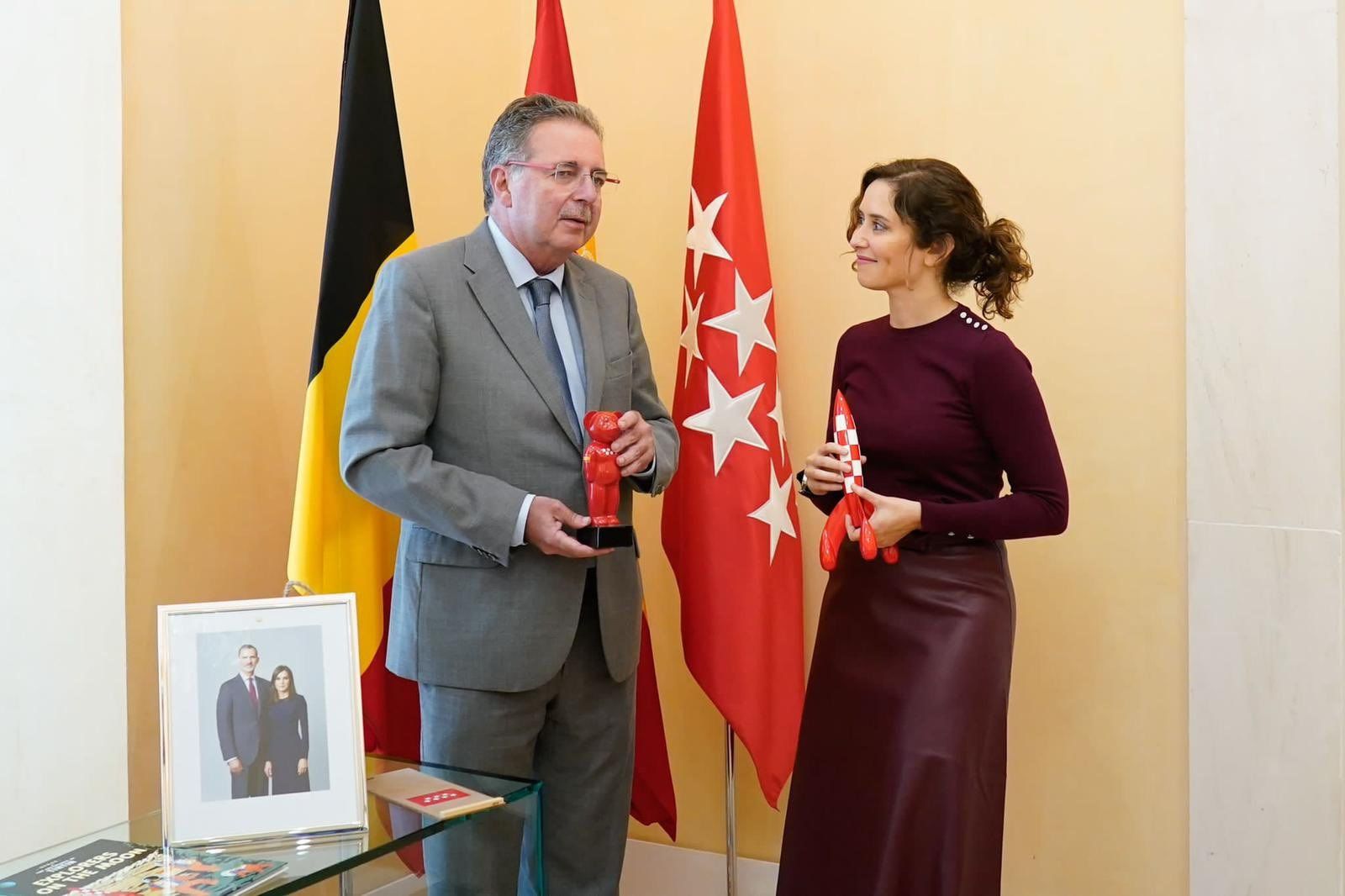 Ayuso recibe al ministro presidente de la Región de Bruselas, Rudi Vervoort