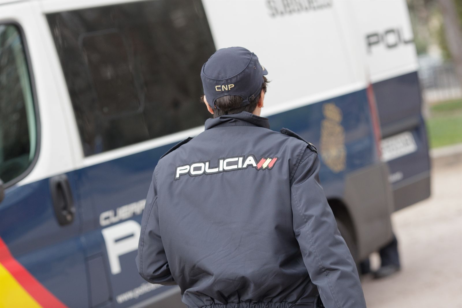 Policía