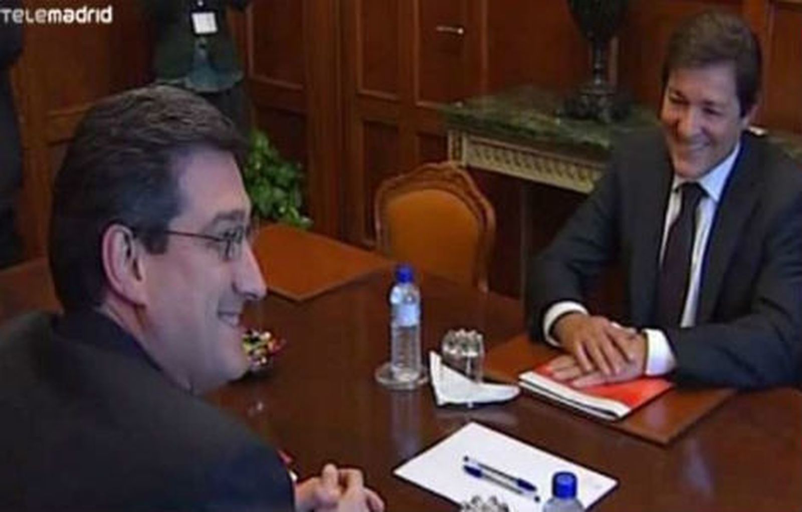 El PSOE gobernará en Asturias tras llegar a un acuerdo con UPyD