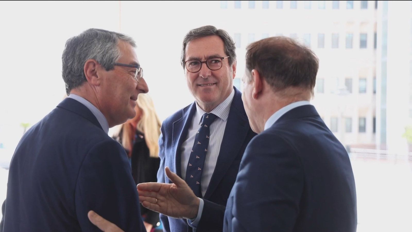 Garamendi enmarca en el 1 de mayo las amenazas sindicales de ‘otoño caliente’