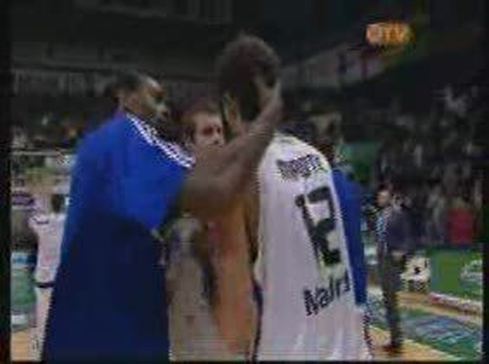 BASKET_2011127V0.wmv