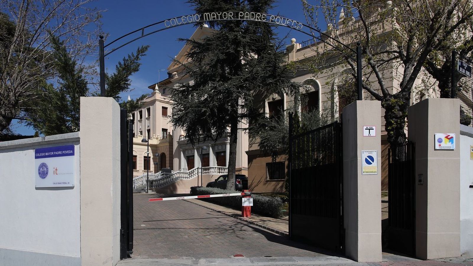86 universitarios contagiados y 122 confinados tras asistir a una fiesta en una discoteca de Madrid