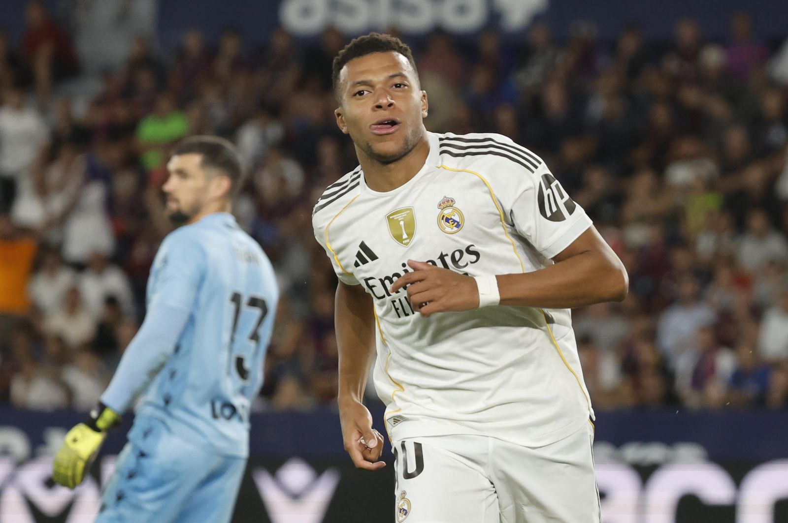 Mbappé ante el Levante