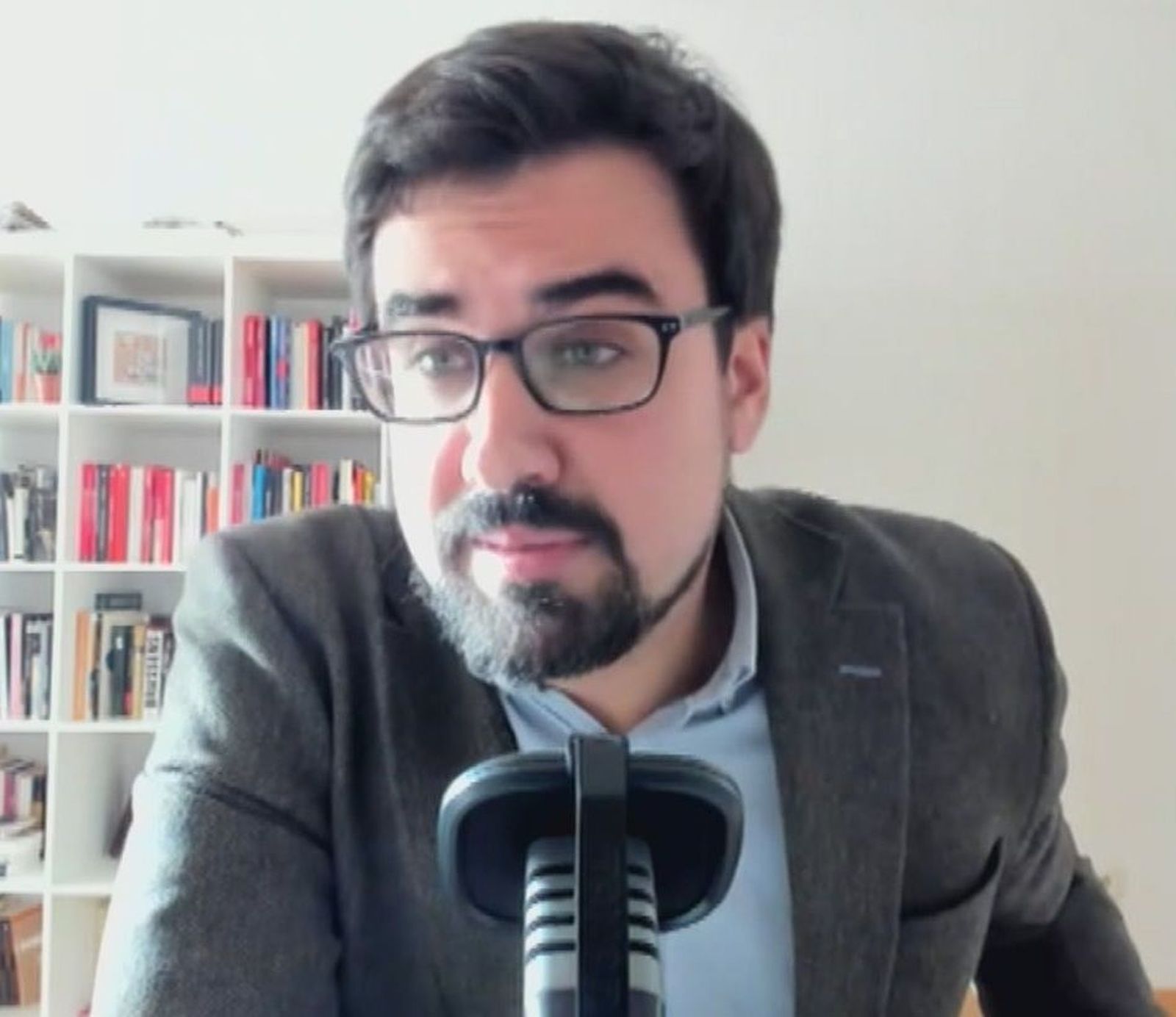 Del Valle: “Sánchez ha abandonado los principios de izquierda y ha pactado con Junts que es racista y xenóbo”