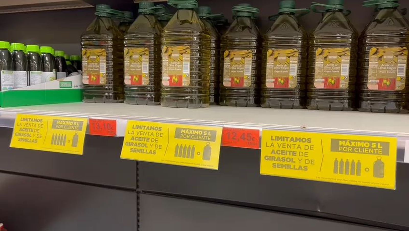 Falta de aceite de girasol en un supermercado de Mercadona en Boadilla del Monte