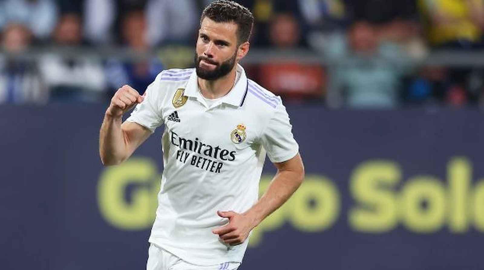 Apelación reduce de tres a dos partidos la sanción a Nacho, que podrá jugar el clásico