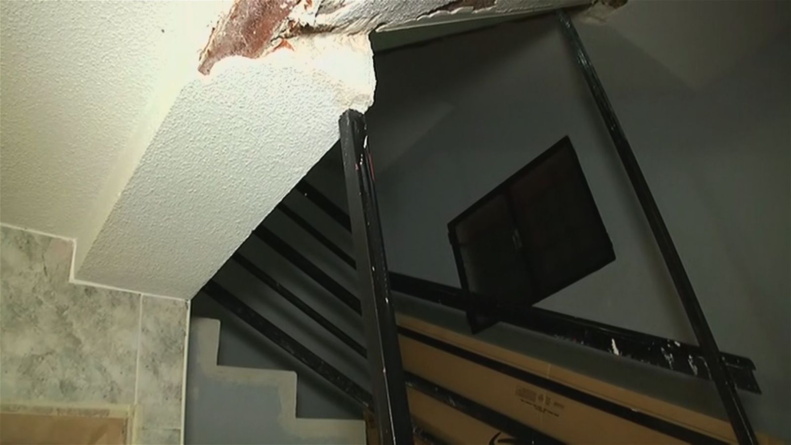Más de tres años sin ascensor por culpa del dueño de un local, en San Sebastián de los Reyes