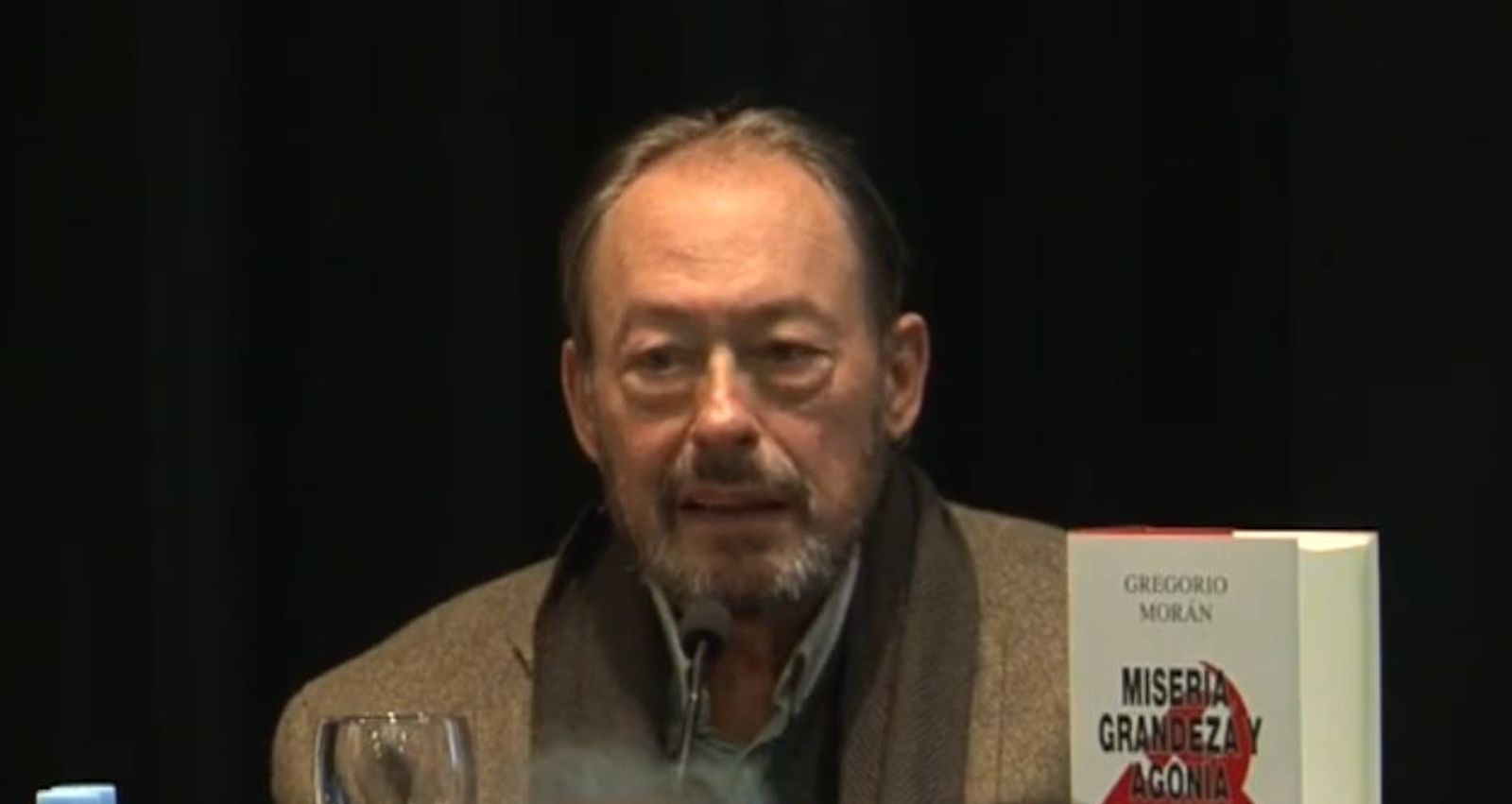 Gregorio Morán , en un acto en el Círculo de Bellas Artes de Madrid