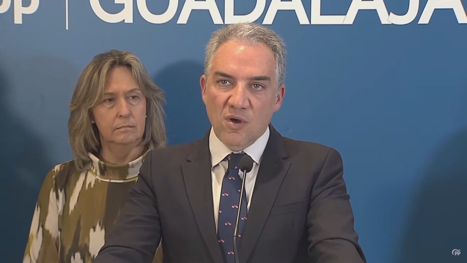 Bendodo (PP): “No hay Franco ni cortina de humo que tape los escándalos que rodean y acechan a Pedro Sánchez”