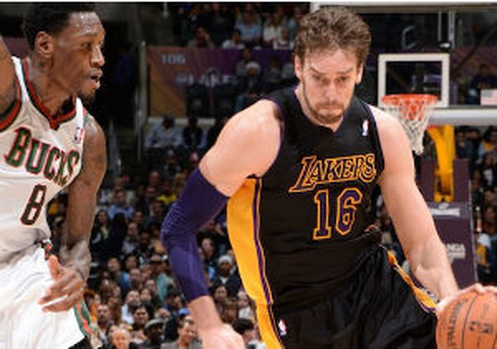 Pau Gasol, ante los Bucks